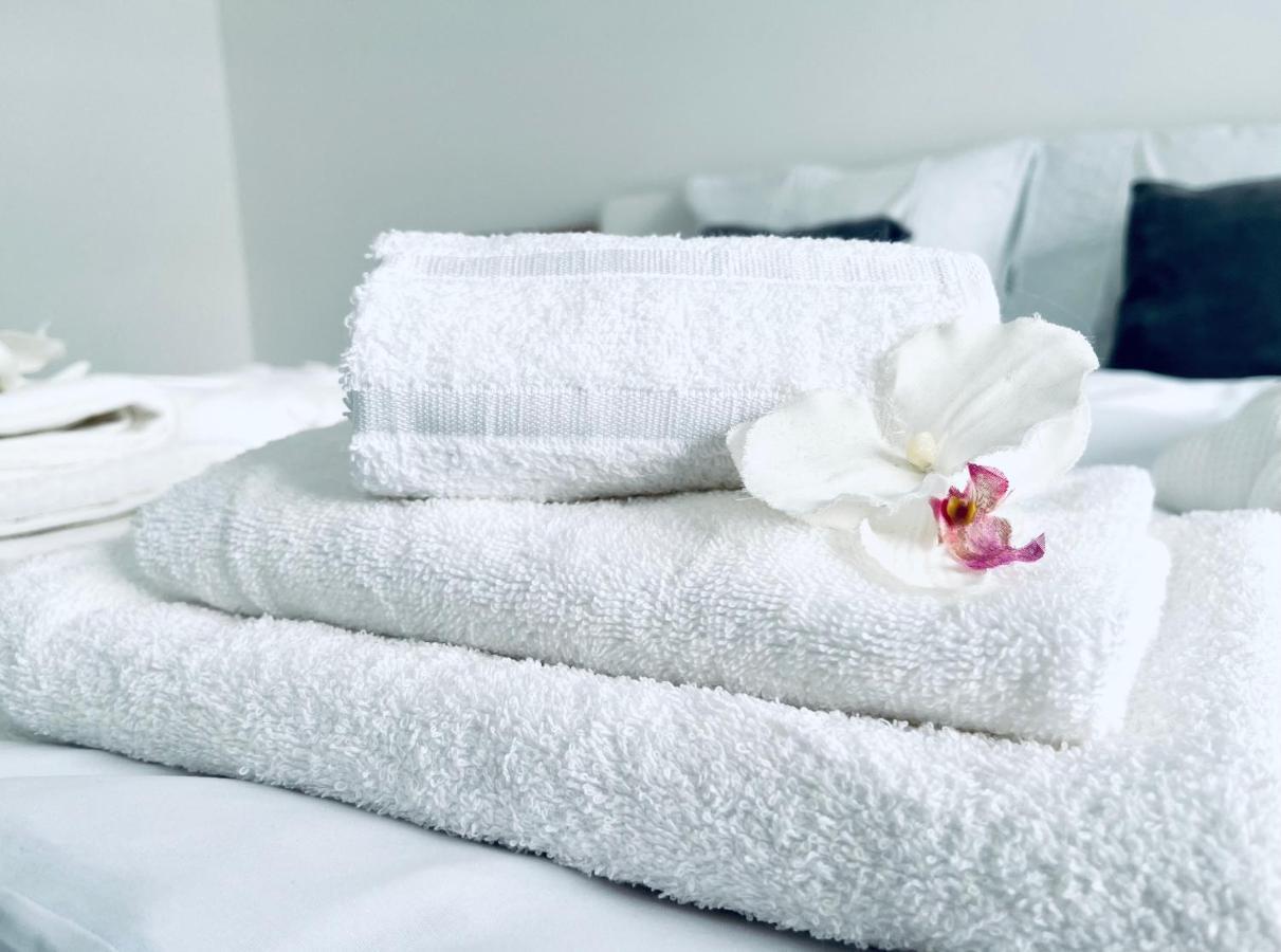 Luxe Apartments Лютомер Екстер'єр фото